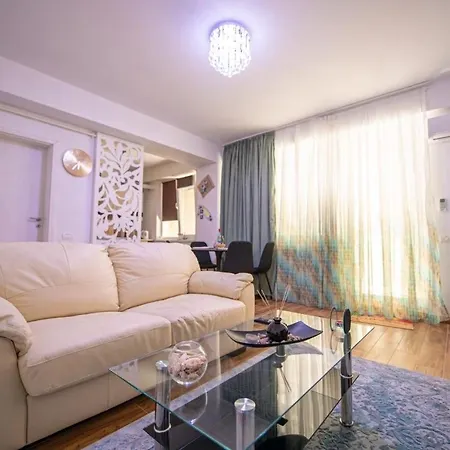 Two Steps Apartment Năvodari